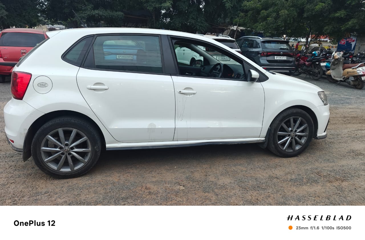 Volkswagen Polo(2016-2019) Highline Plus 1.0 (p) Connect Edition